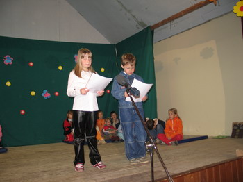 Tanja in Sandi sta povezovala program